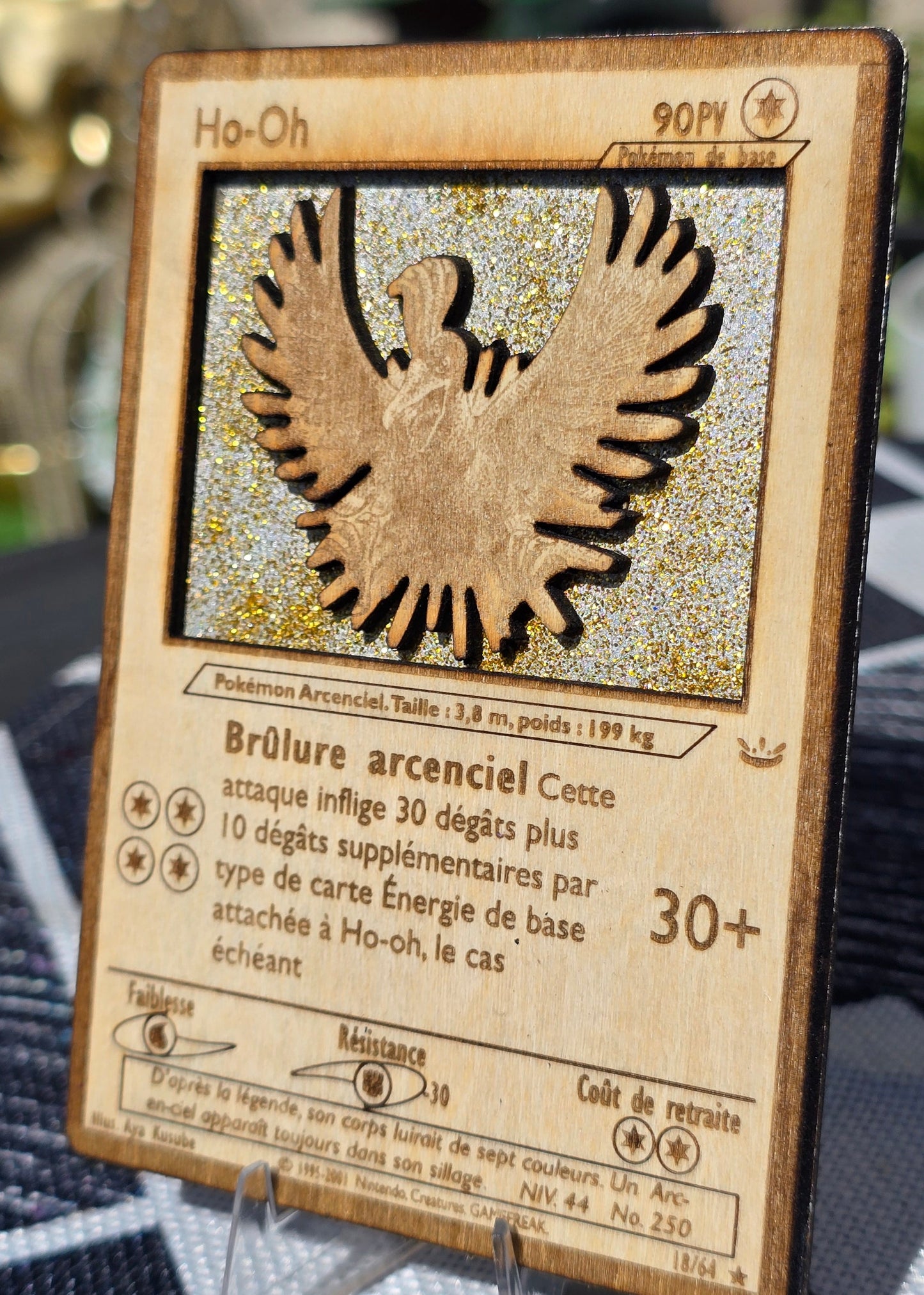 Carte Pokémon Ho-Oh –  Gravée sur Bois