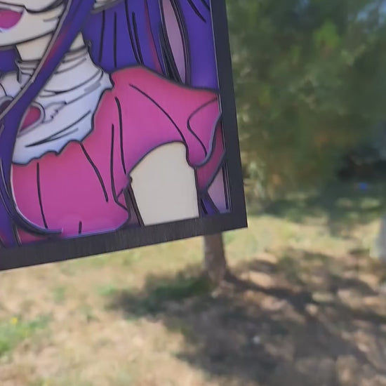 Vidéo tableau bois multicouche peint Ai – manga Oshi no Ko. Gravure et peinture artisanale en relief 3D, déco murale unique et cadeau otaku.